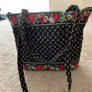 Very Bradley zipper tote